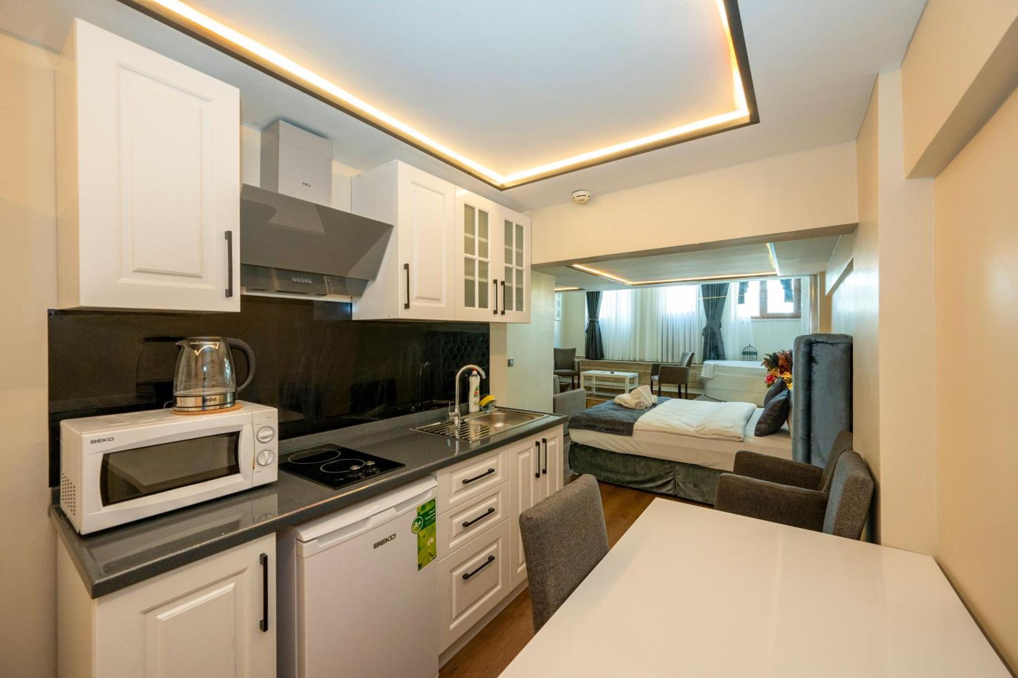 Aiza Suites Istanbul Exterior photo